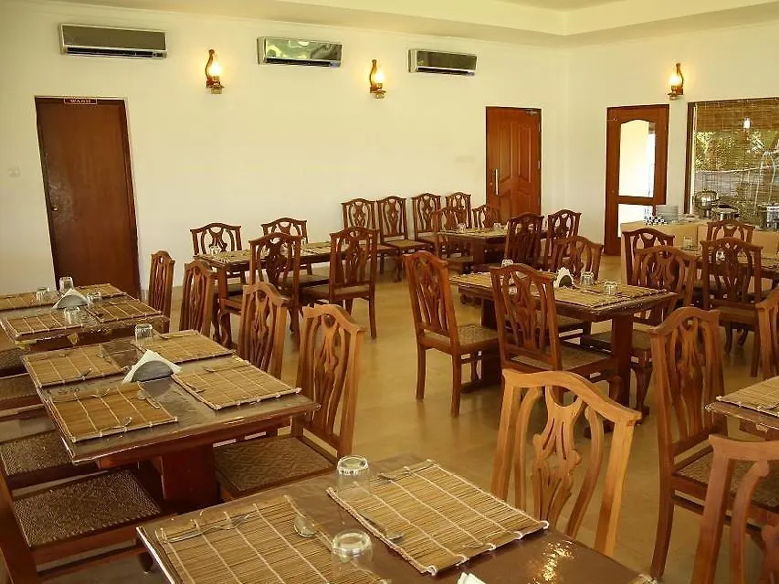 Manor Back Water Resort Kumarakom