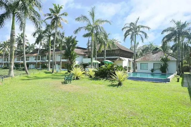 ***  Manor Back Water Resort Kumarakom Índia