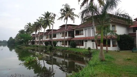 Manor Back Water Resort Kumarakom